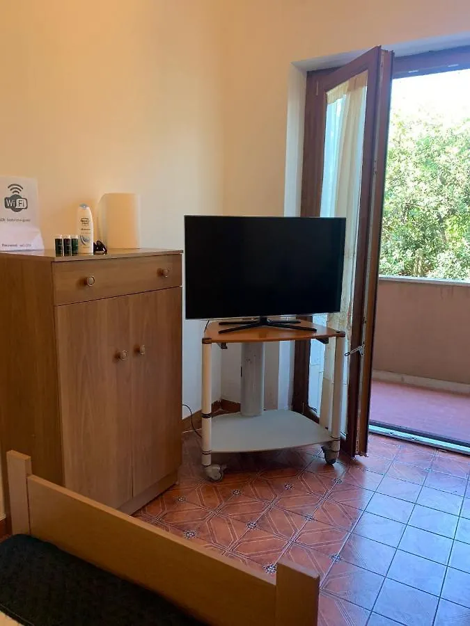 Guest house Castel Di Leva House Hotel Rome